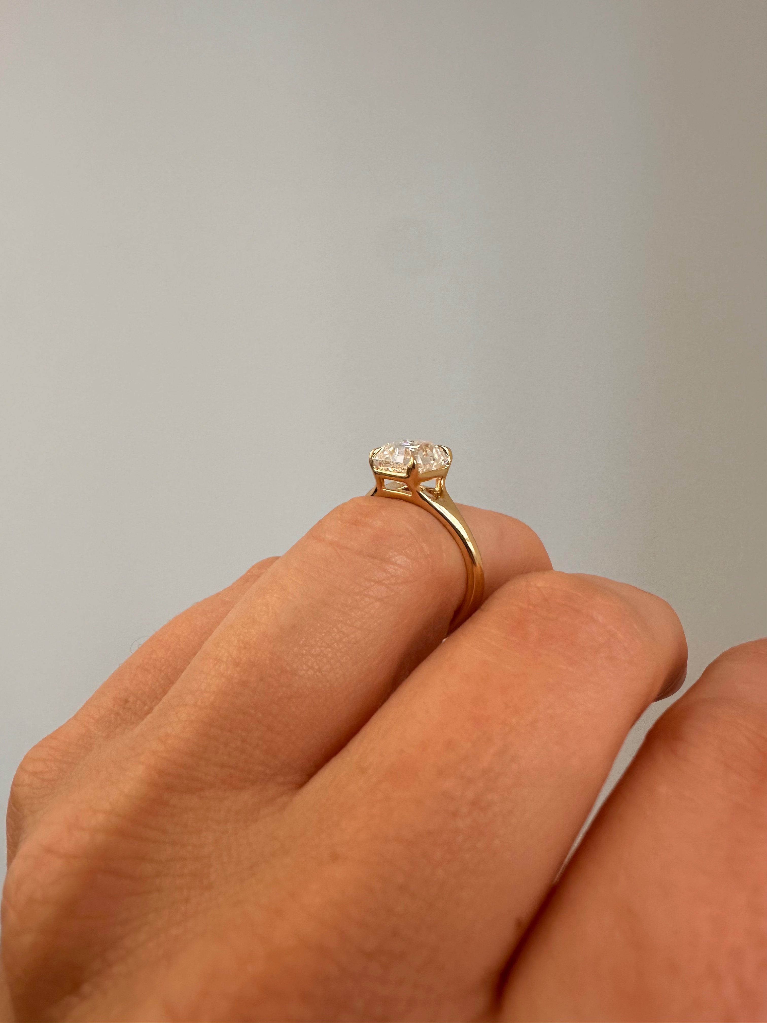 2.50 Carat Asscher Cut Diamond Dea Ring