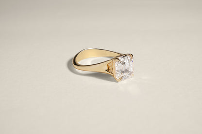 2.50 Carat Asscher Cut Diamond Dea Ring