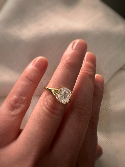 2.50 Carat Asscher Cut Diamond Dea Ring